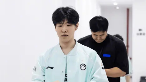 JDG战队转会期阵容重组遇挫，Clearlove赛季首秀惨遭零封-米兰电竞